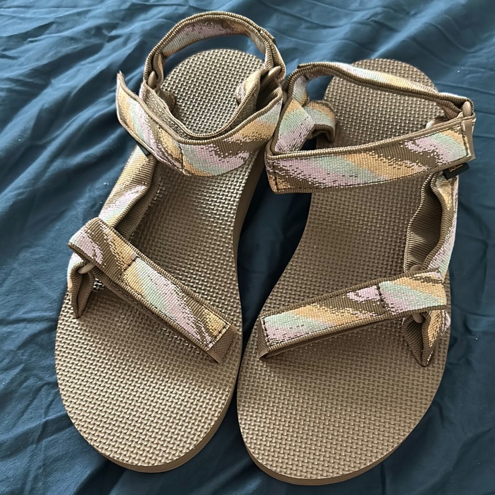 NEW Teva Original Universal Sandal